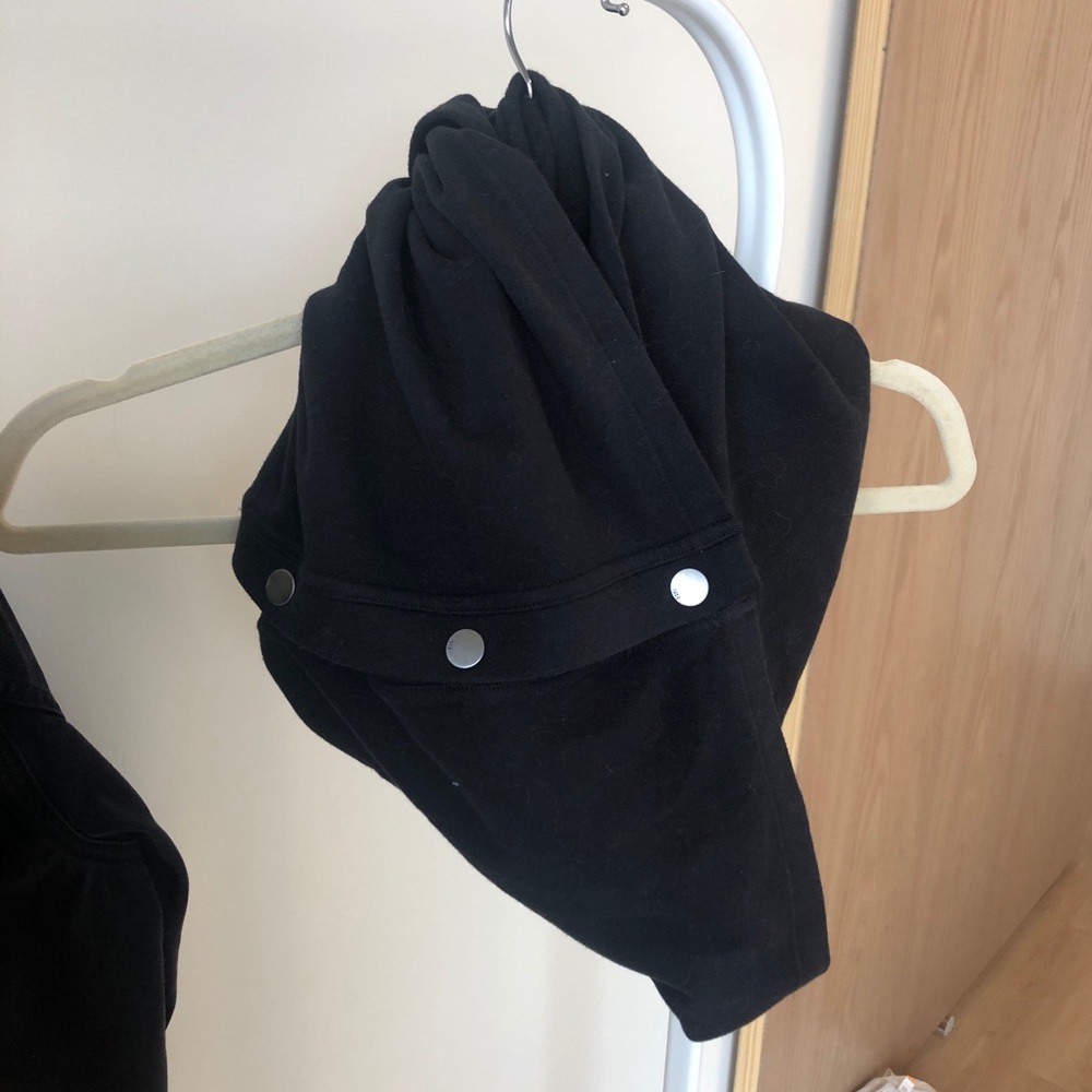Lucy Athletic Black Scarf with Buttons